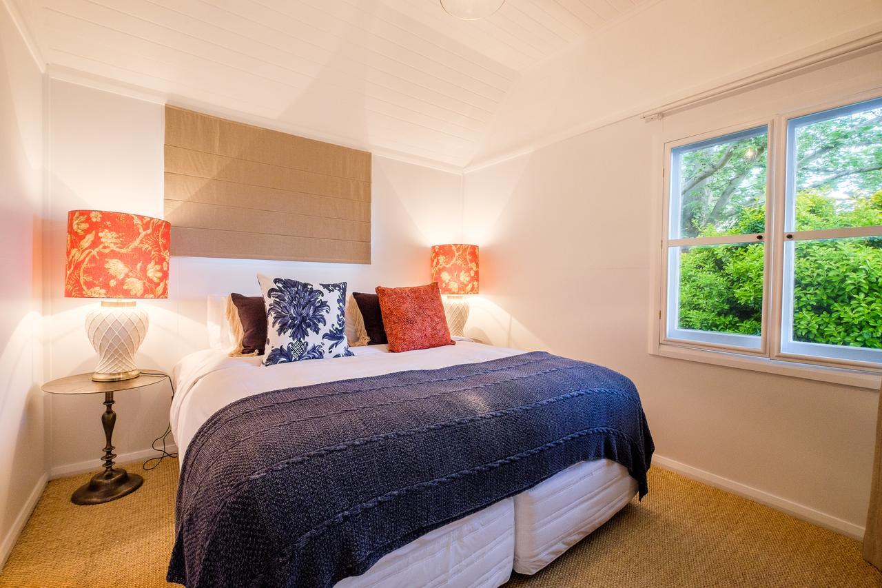 Goonoo Goonoo Station Hotel Tamworth Bagian luar foto A bedroom