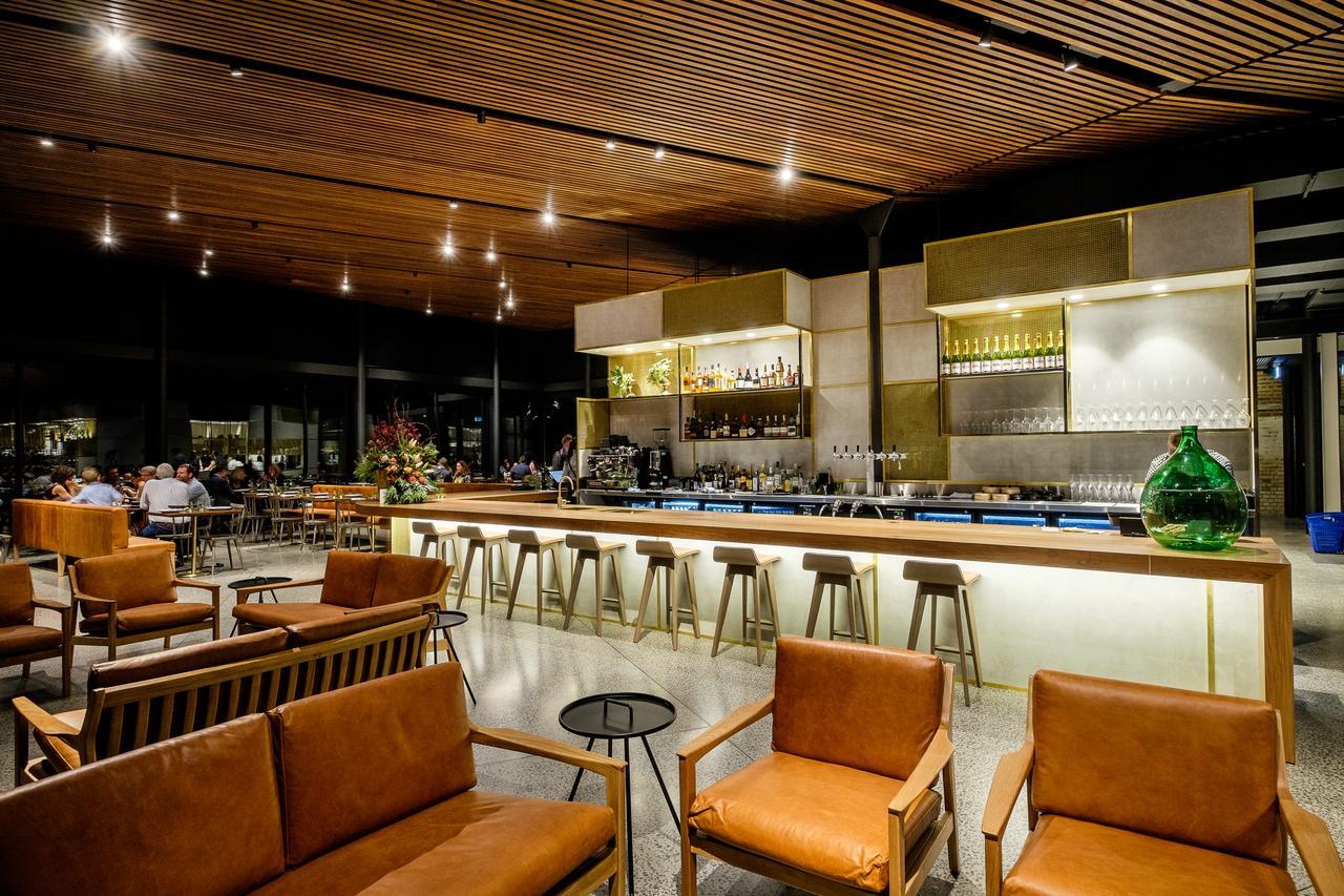 Goonoo Goonoo Station Hotel Tamworth Bagian luar foto The interior of the R&D Terraces
